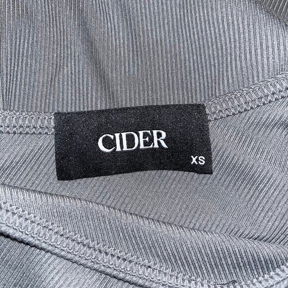 CIDER One Shoulder Ribbed Side Ruched Crop Tank Top Gray Size XS - Picture 3 of 3